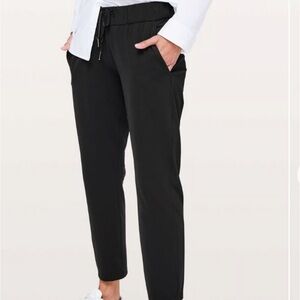 lululemon athletica women’s Black Joggers